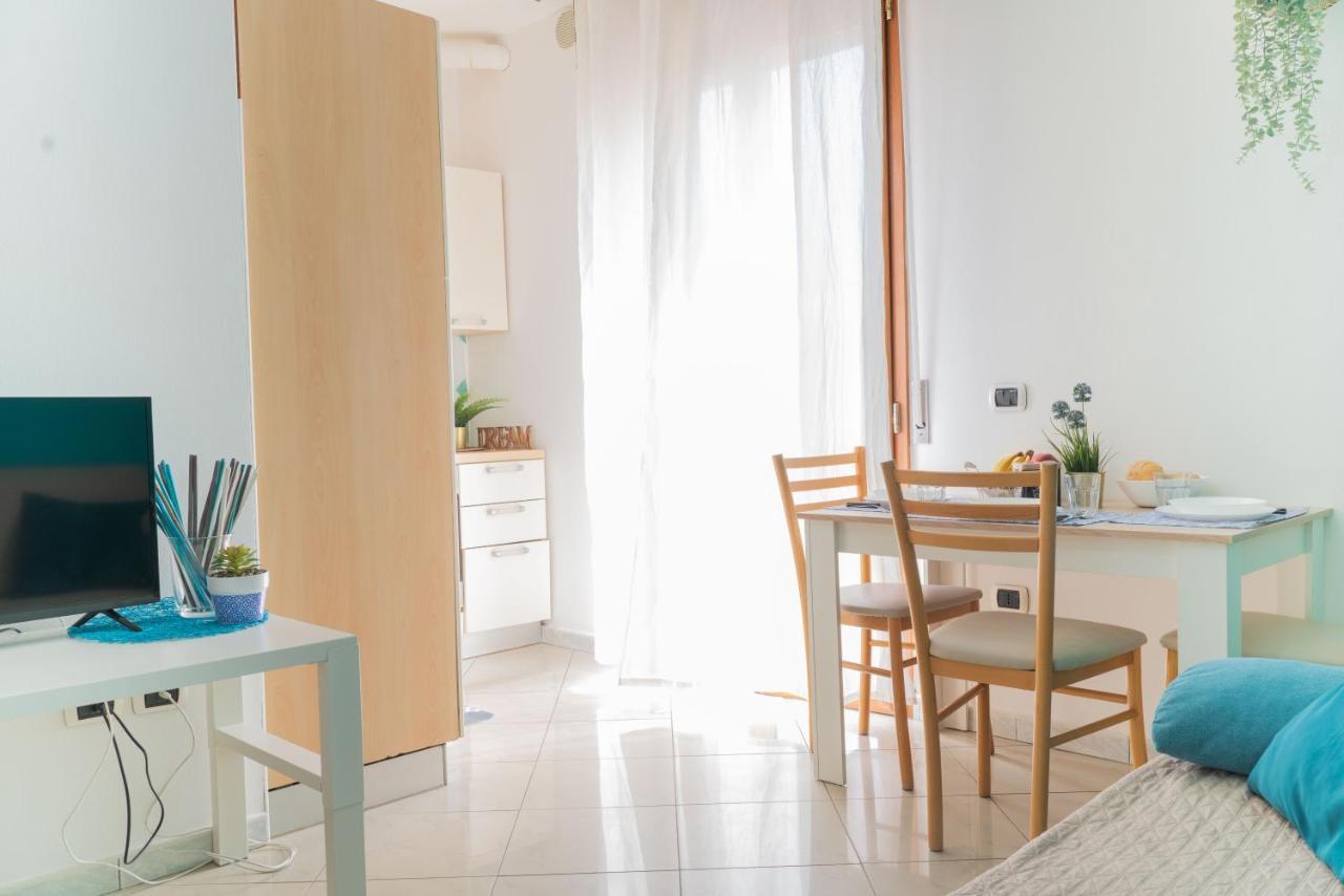 Residence Yellow Rimini Exterior photo